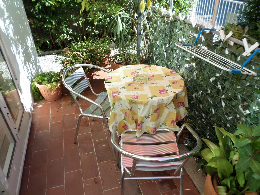 Le Midi Versilia Lido di Camaiore Luaran gambar